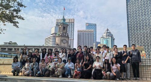 city walk集体合照.jpg