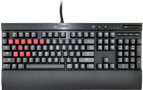  Corsair Vengeance K70 gaming keyboard